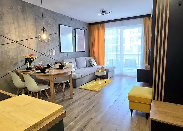 Joanna By Triapart *